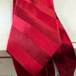 FINAL MARKDOWN George tone on tone diagonal stripe tie